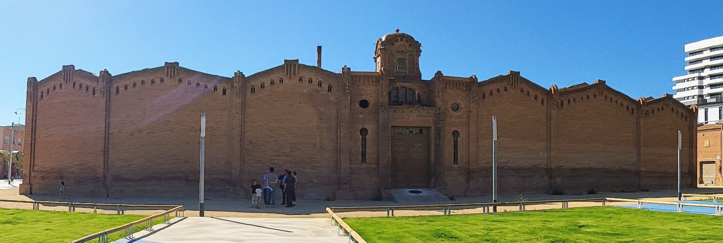The façade of Can Bagaria