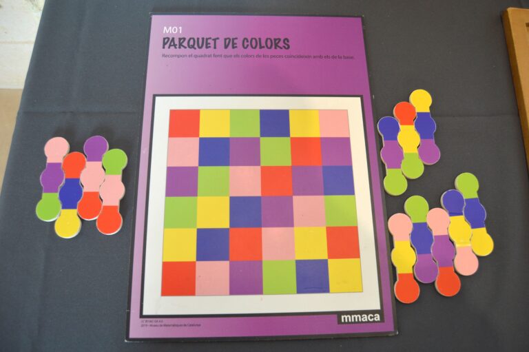 itinerant25_parquet_colors